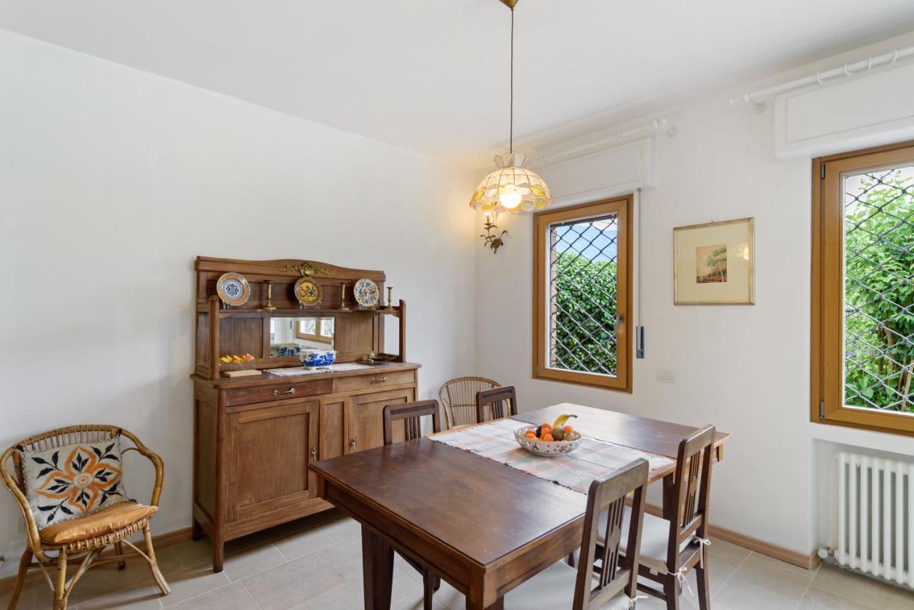 Como Lake Cosy Flat With Garden And Parking Lejlighed Cernobbio Eksteriør billede